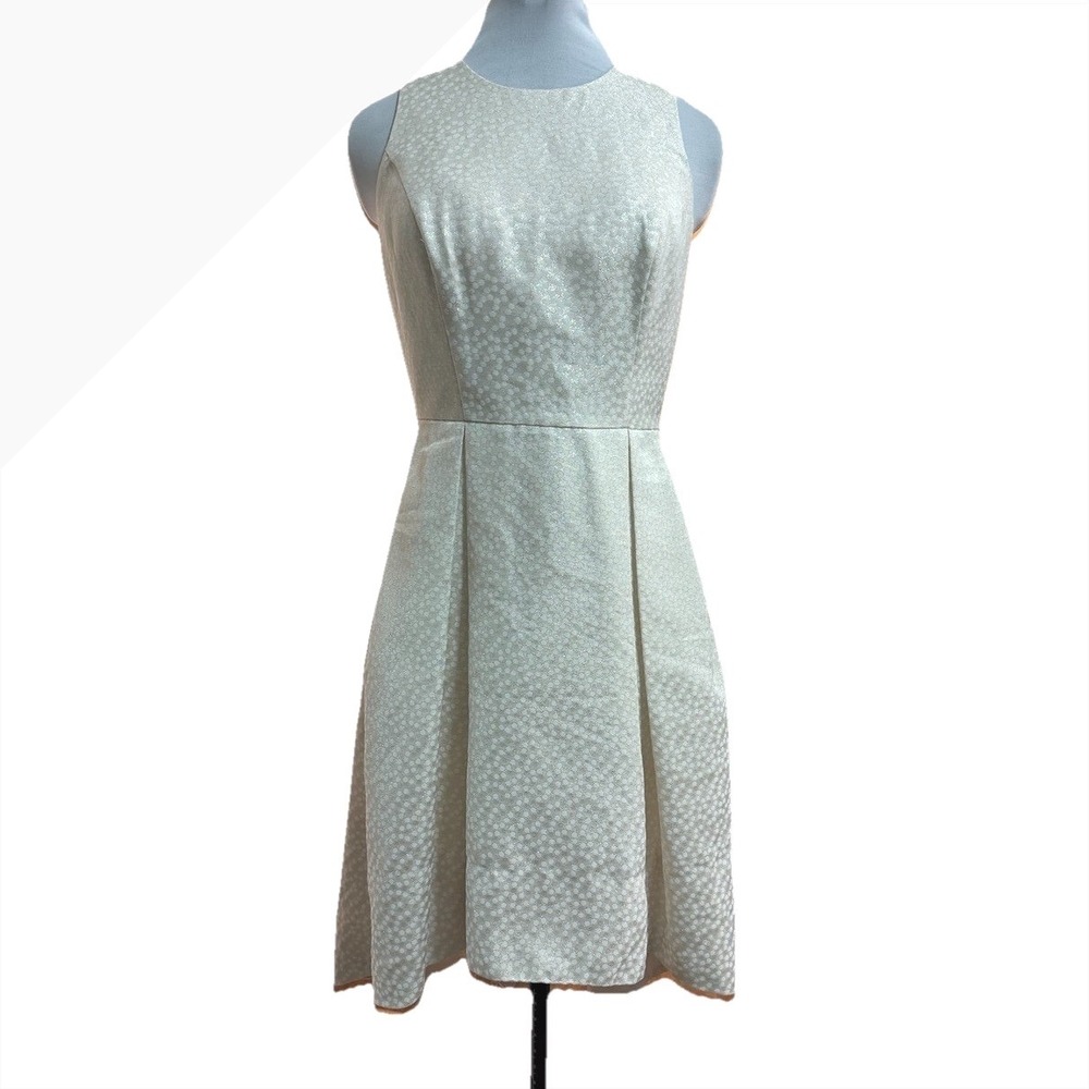 NWT White House Black Market Champagne Brocade Jacquard Fit Flare Dress Size 6